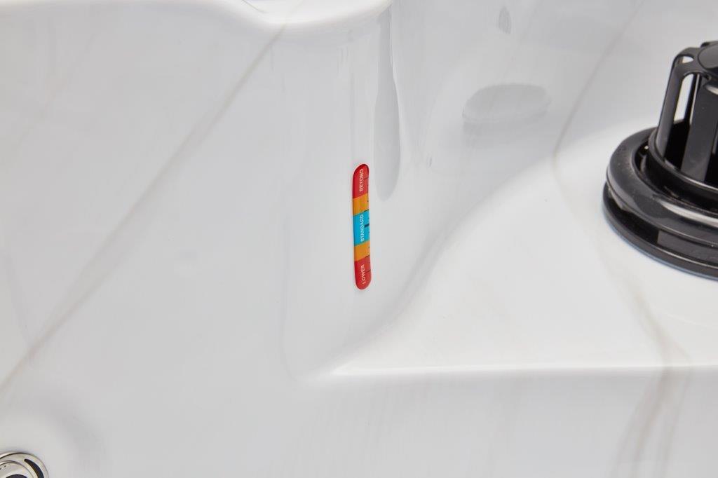 Relaxing hot tub spa with built-in bluetooth connectivity and LED lighting system