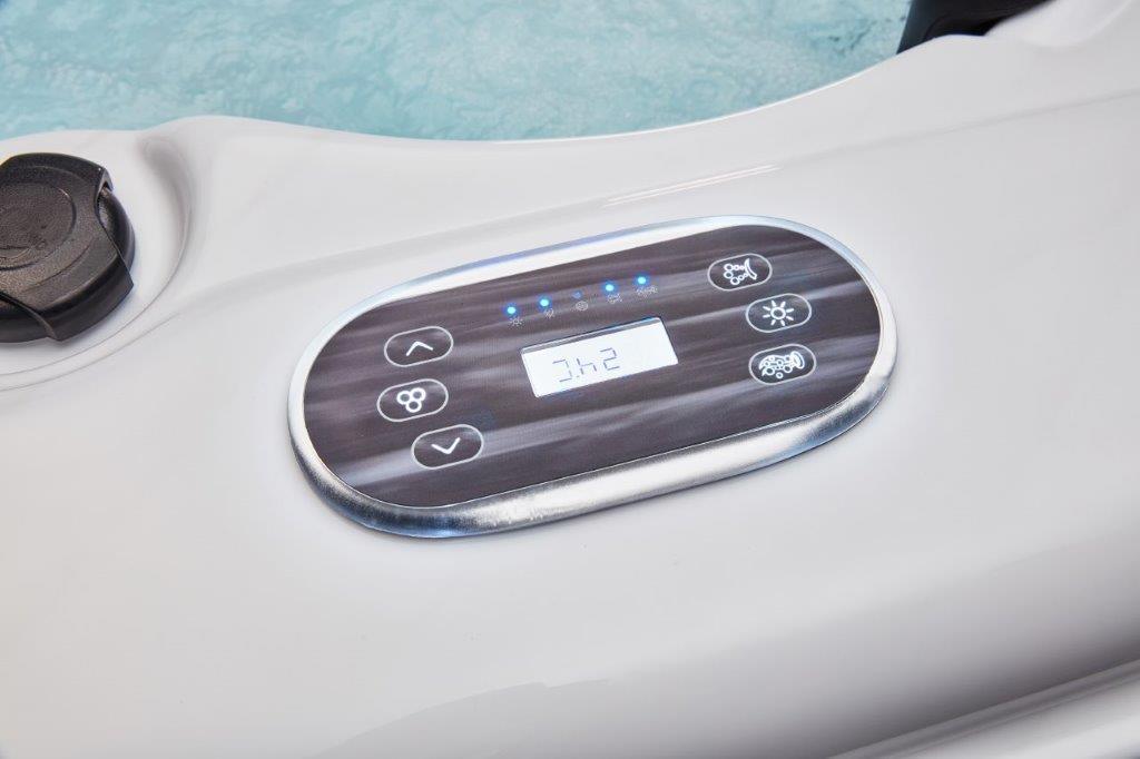 Large Denali 7 person hot tub spa with 64 jets and bluetooth audio system WS-299