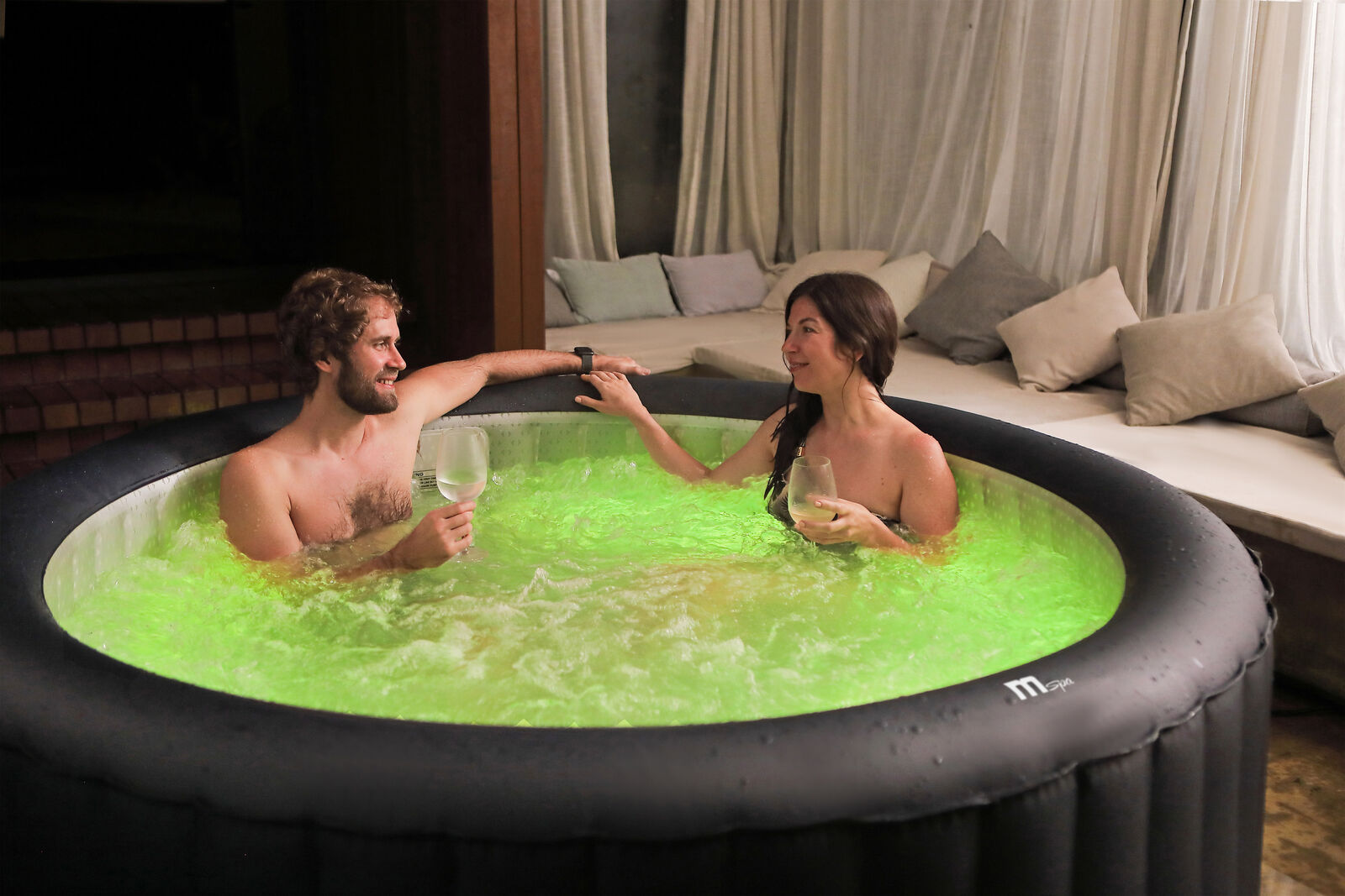 MSpa Urban Series Aurora Luxury 2-6 Person Inflatable Hot Tub Spa w/ UVC Sanitizer & M-ONE Auto Inflation